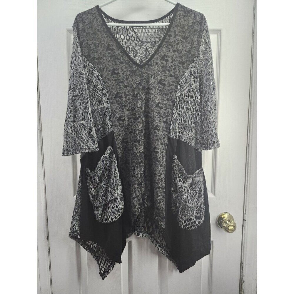 Lily by Firmiana Fairygoth Witchy Lagenlook Open Knit Tunic Black Velvet XL
